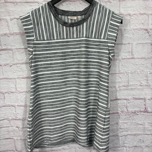 LOGO by Lori Goldstein Tops - LOGO Lotus Women’s Large Top